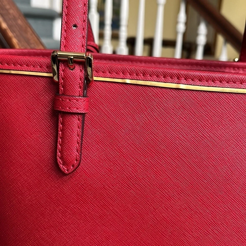 Michael Kors shoulder Bag Red Saffiano leather/ gold tone hardware & Trim NWOT